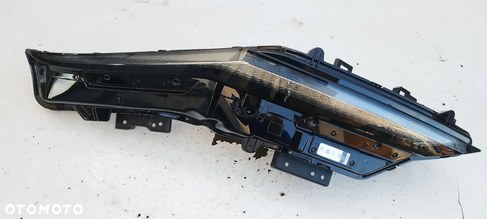 Nissan Ariya 2021- Dzienna Led Prawa Kompletna Oryginał W5752