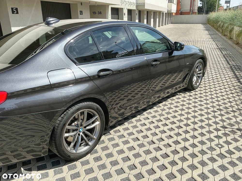 BMW Seria 5 520d - 14
