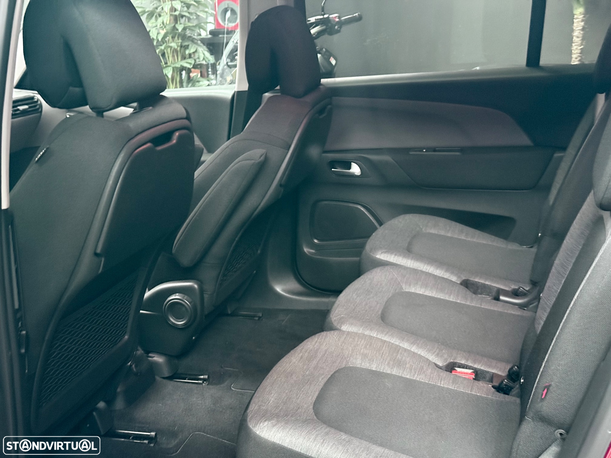 Citroën Grand C4 Spacetourer 1.5 BlueHDi Shine EAT8 - 5