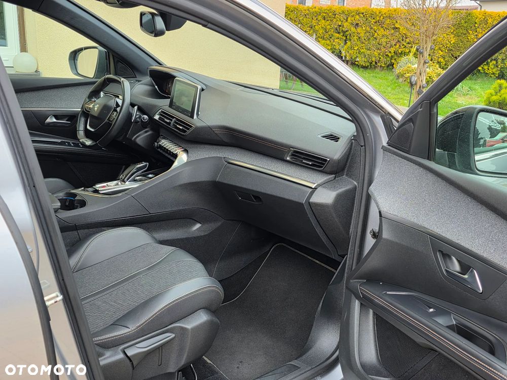 Peugeot 5008 PureTech 180 EAT8 Stop & Start GT - 25