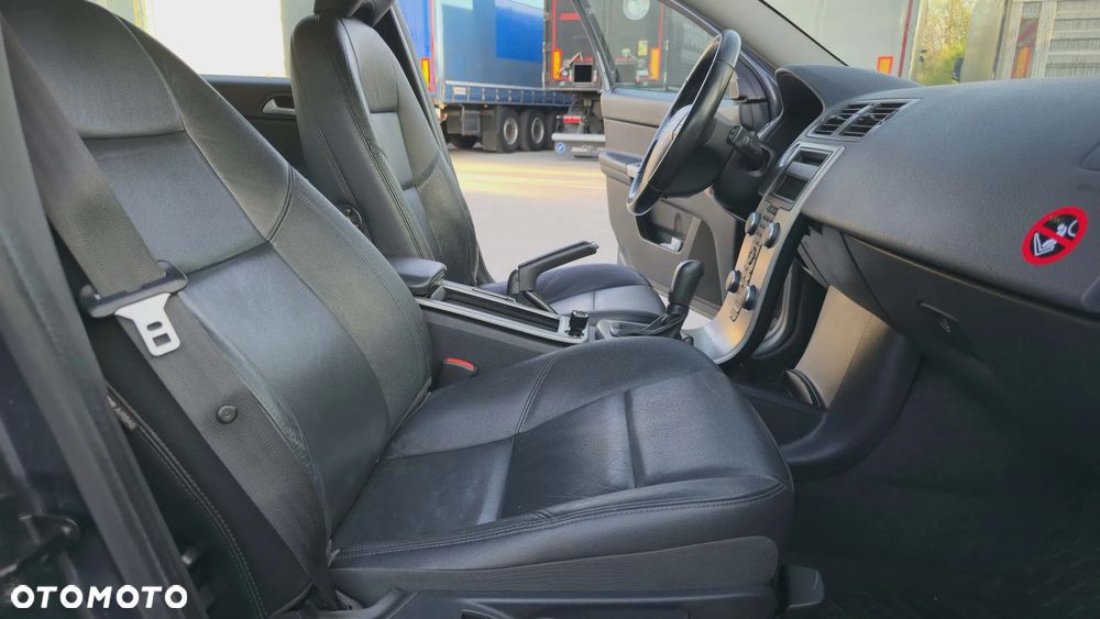 Volvo V50 1.6D DPF DRIVe Momentum - 8