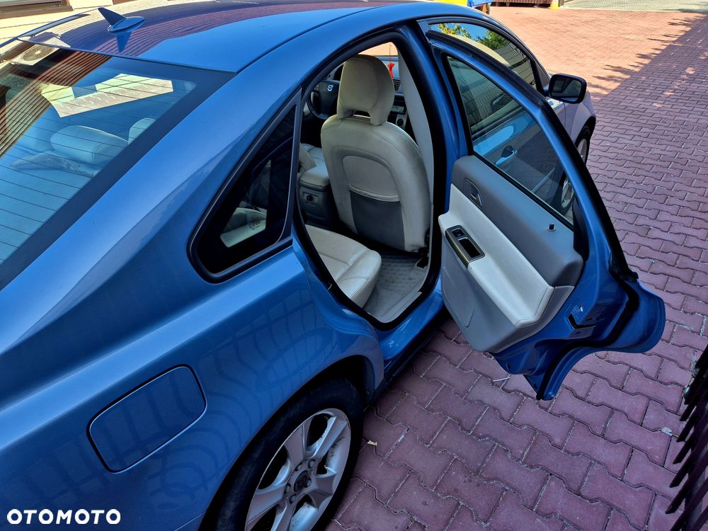 Volvo S40 T5 Momentum - 12