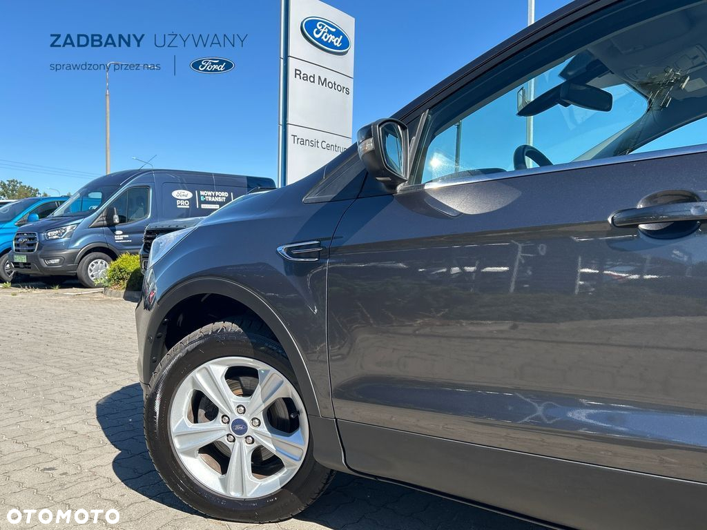Ford Kuga 1.5 EcoBoost 2x4 Titanium - 8
