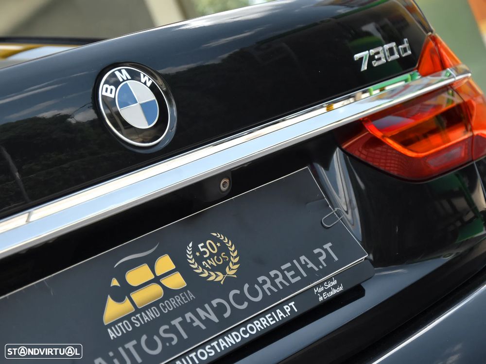 BMW 730 d Pack M - 24