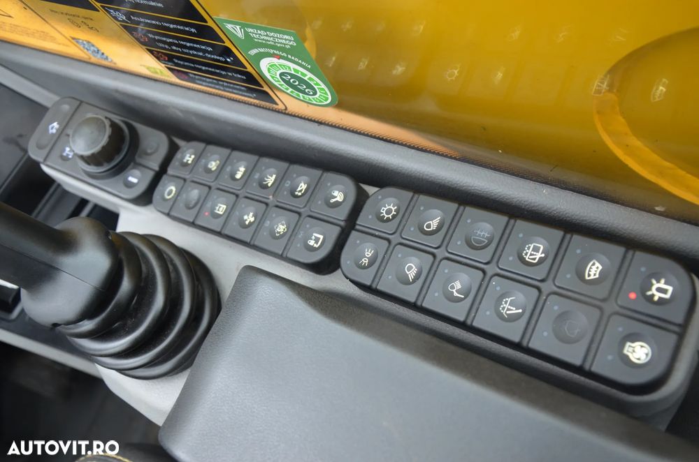JCB - 21