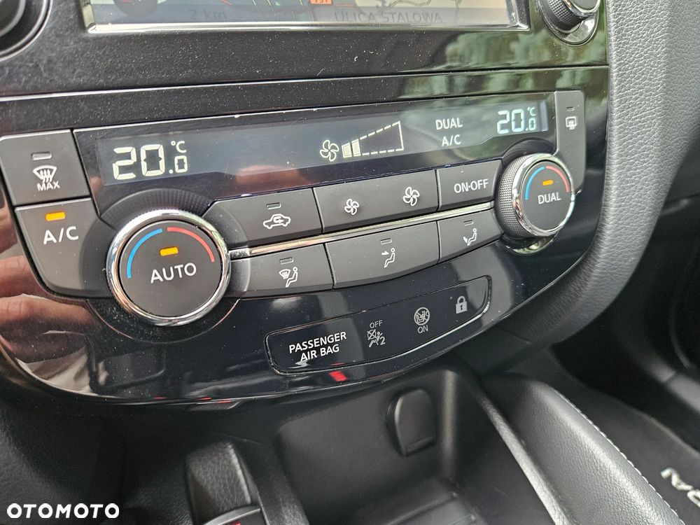 Nissan Qashqai 1.2 DIG-T N-Vision - 28