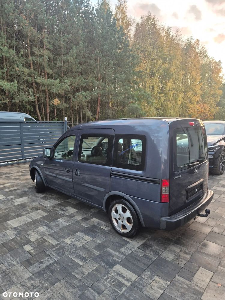 Opel Combo - 11