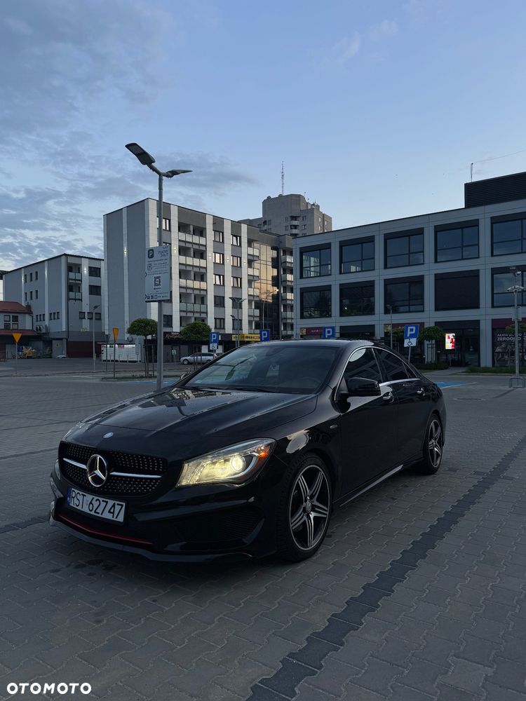 Mercedes-Benz CLA 250 7G-DCT AMG Line - 1
