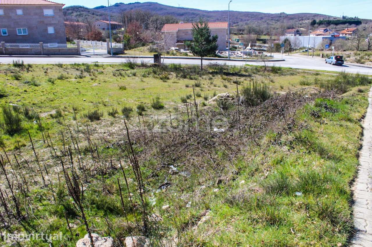 Lote de Terreno na urbanização do cerrado, em Montalegre - Grande imagem: 3/9
