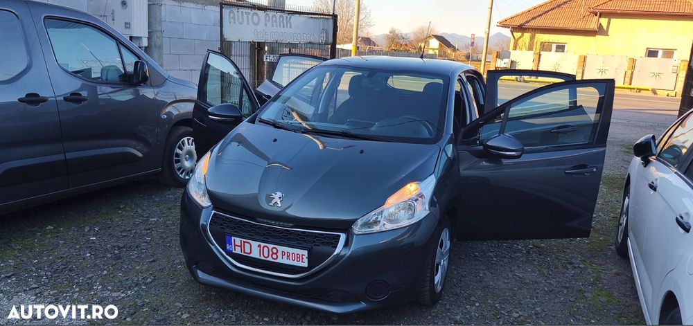 Peugeot 208 1.4 HDi FAP Style - 21