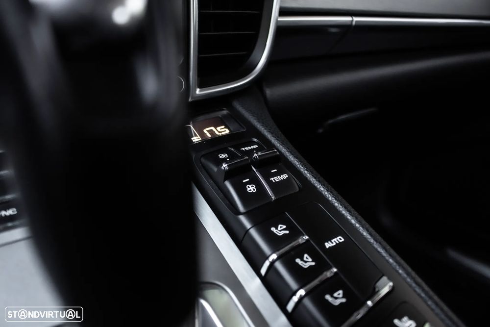 Porsche Panamera S e-Hybrid - 24