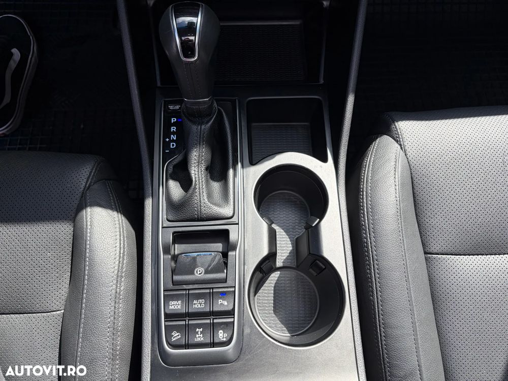 Hyundai Tucson 1.6 T-GDi 4WD 7DCT Luxury - 28