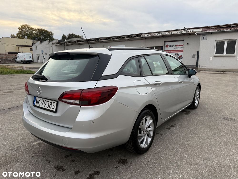 Opel Astra 2021 photo 4