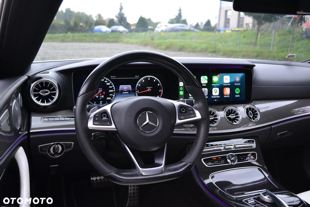 Mercedes-Benz Klasa E 300 Coupe 9G-TRONIC - 19