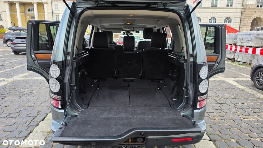 Land Rover Discovery 3.0 SD V6 HSE - 26