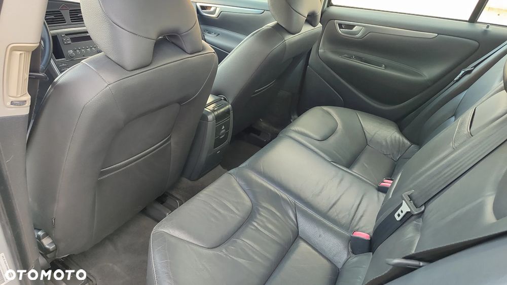 Volvo S60 D5 Kinetic - 24