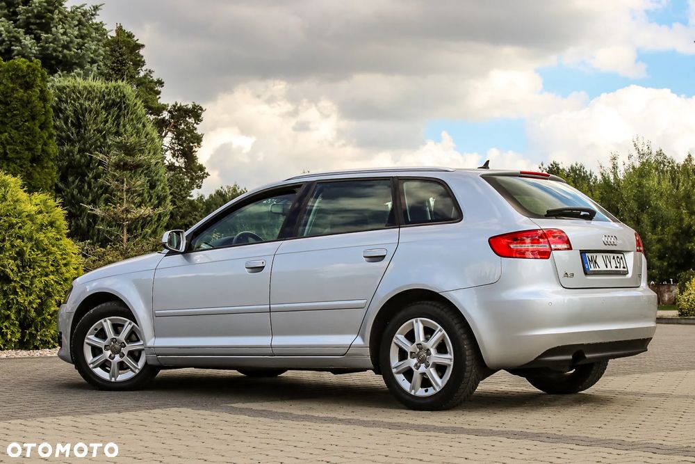 Audi A3 Sportback 2.0 TDI DPF (DSG) S tronic Ambiente - 16