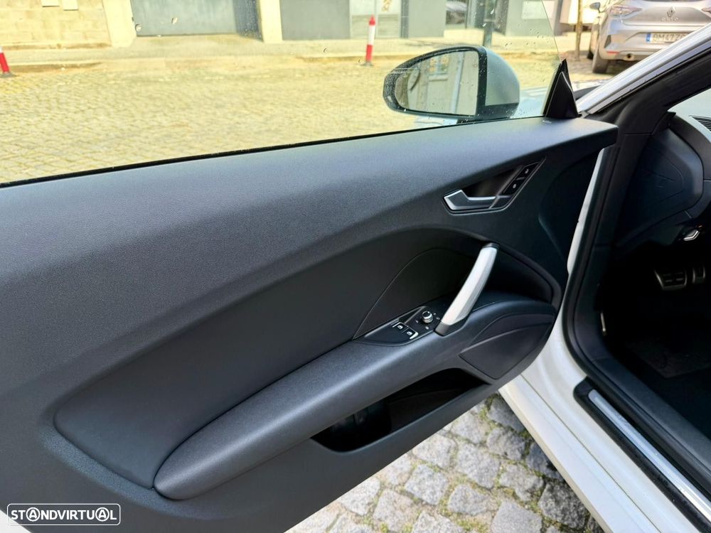 Audi TT Coupé 2.0 TFSI S-line S tronic - 12