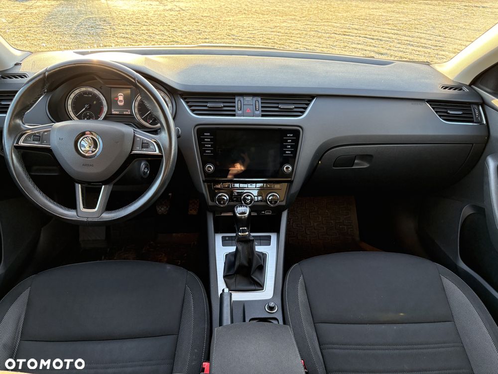Skoda Octavia 1.6 TDI Ambition - 11