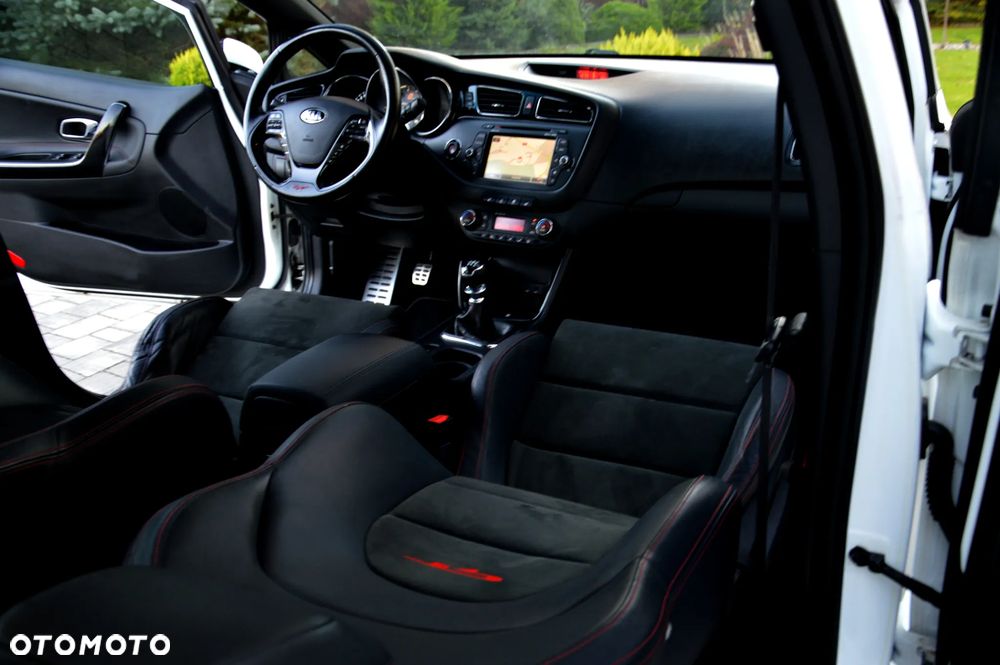 Kia Ceed 1.6 T-GDI GT-Challenge - 22