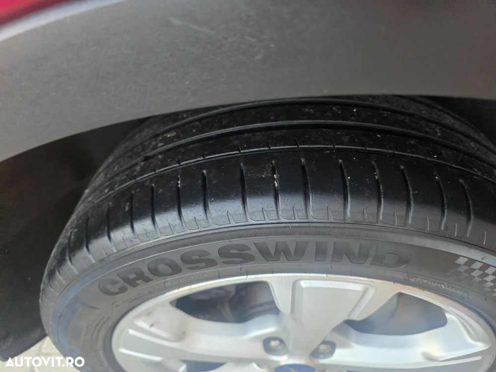 Ford Kuga - 7