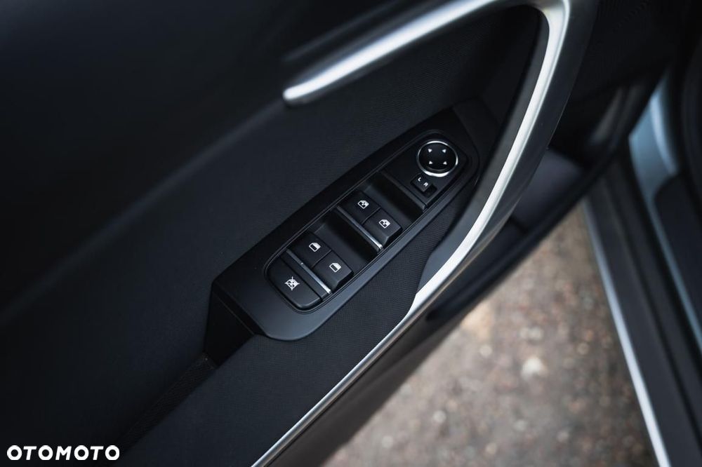 Kia XCeed - 23