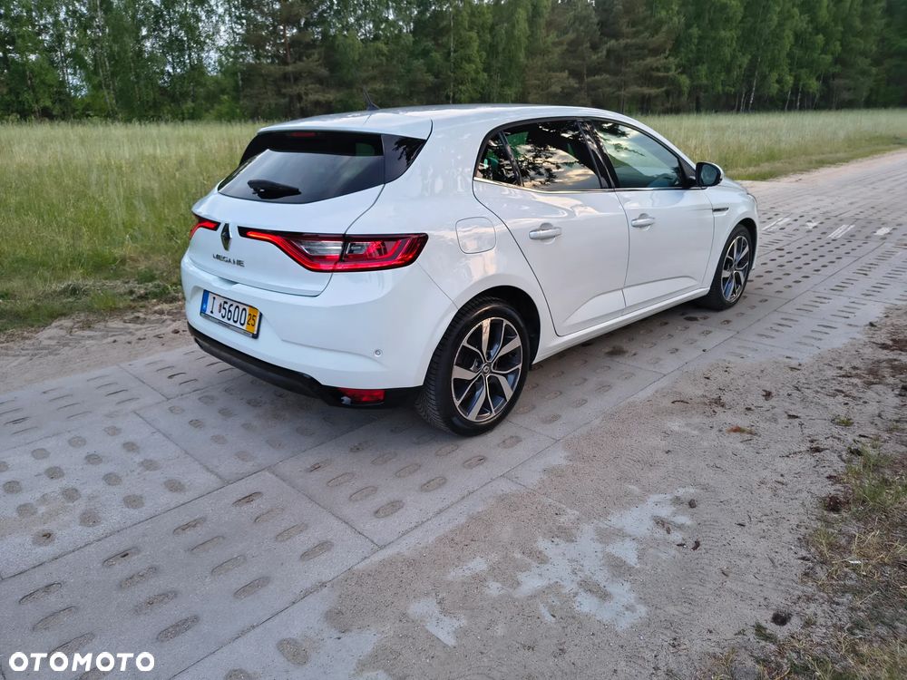 Renault Megane ENERGY dCi 130 BOSE EDITION - 39