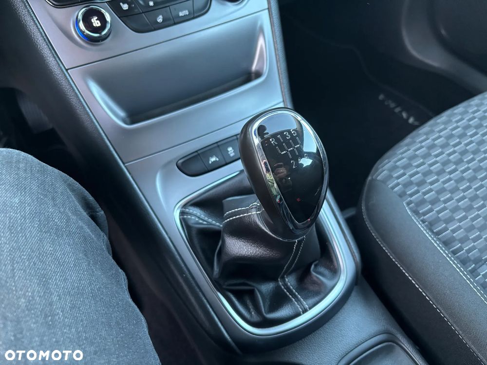 Opel Astra 1.6 D Start/Stop Innovation - 37