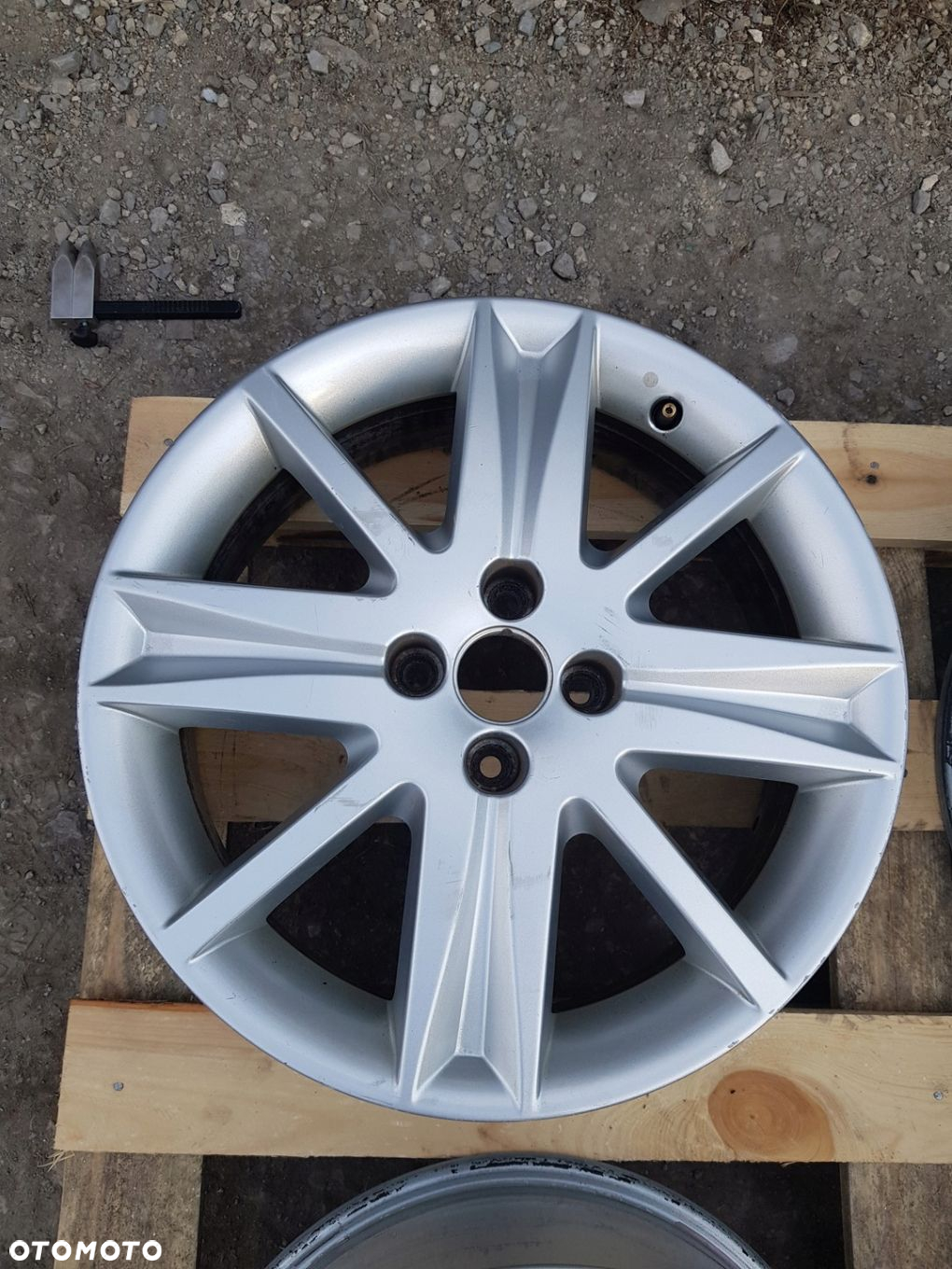 ALUFELGI RENAULT 6.5 x 17 4X100 ET 49 8200313584 - 4