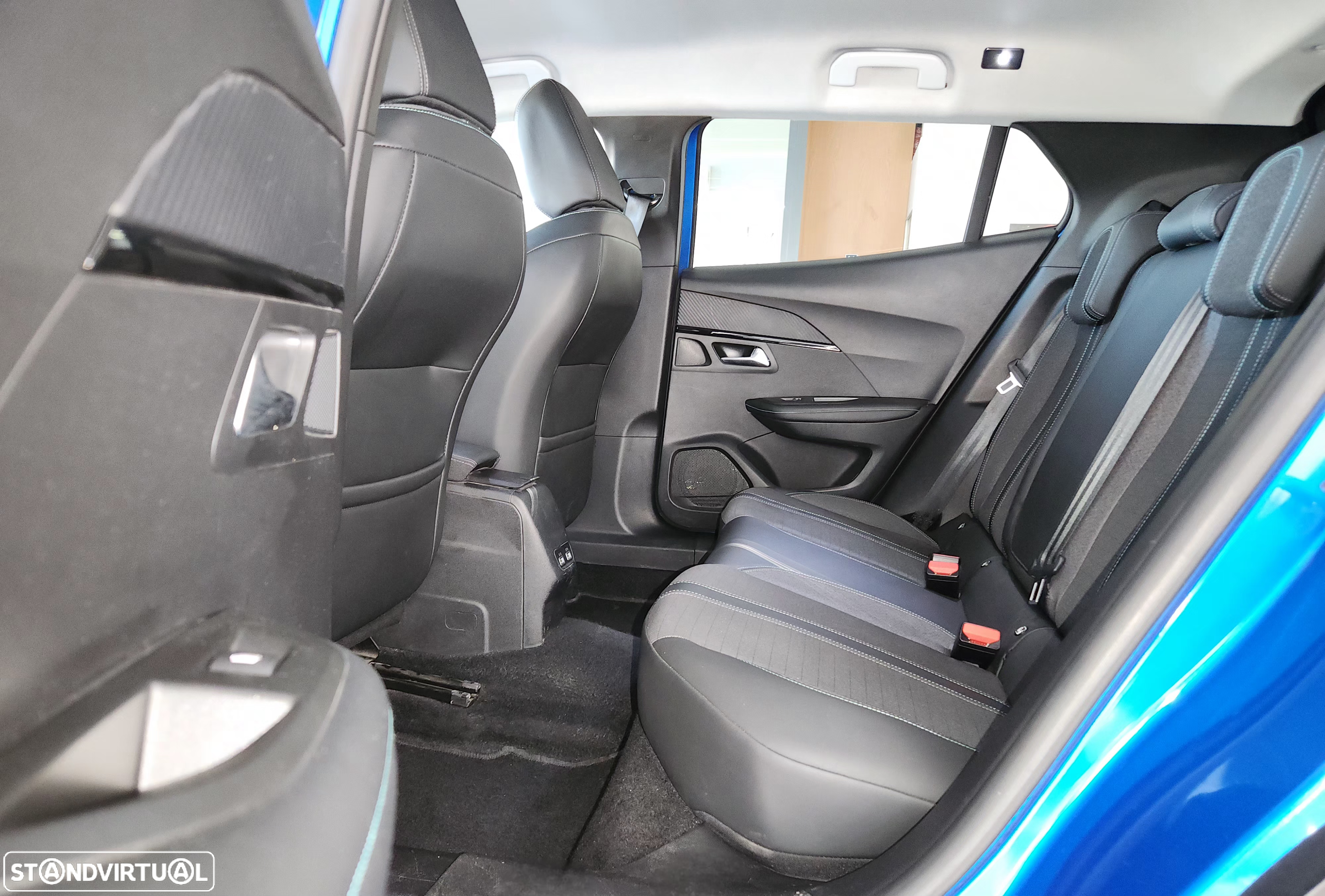 Peugeot 2008 1.5 BlueHDi Allure - 50
