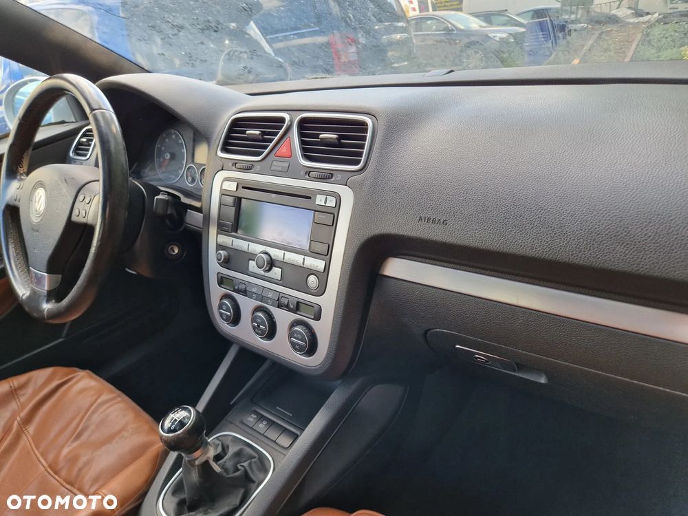 Volkswagen Eos - 12