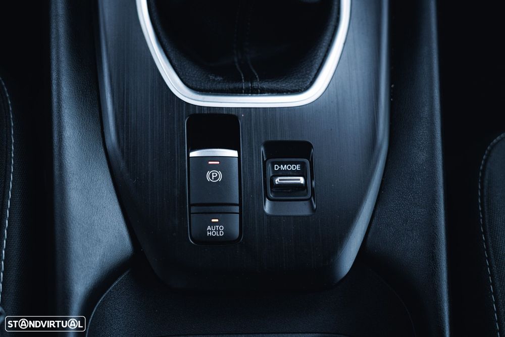 Nissan Qashqai 1.3 DIG-T N-Connecta J18 Led - 44