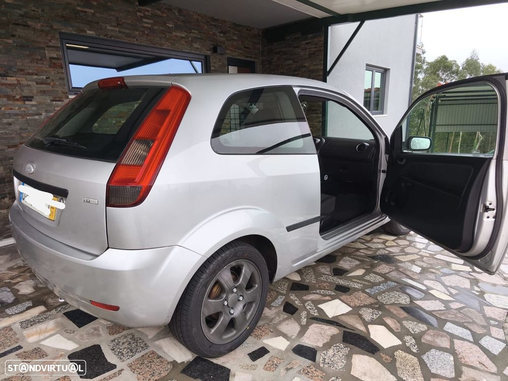 Ford Fiesta - 7