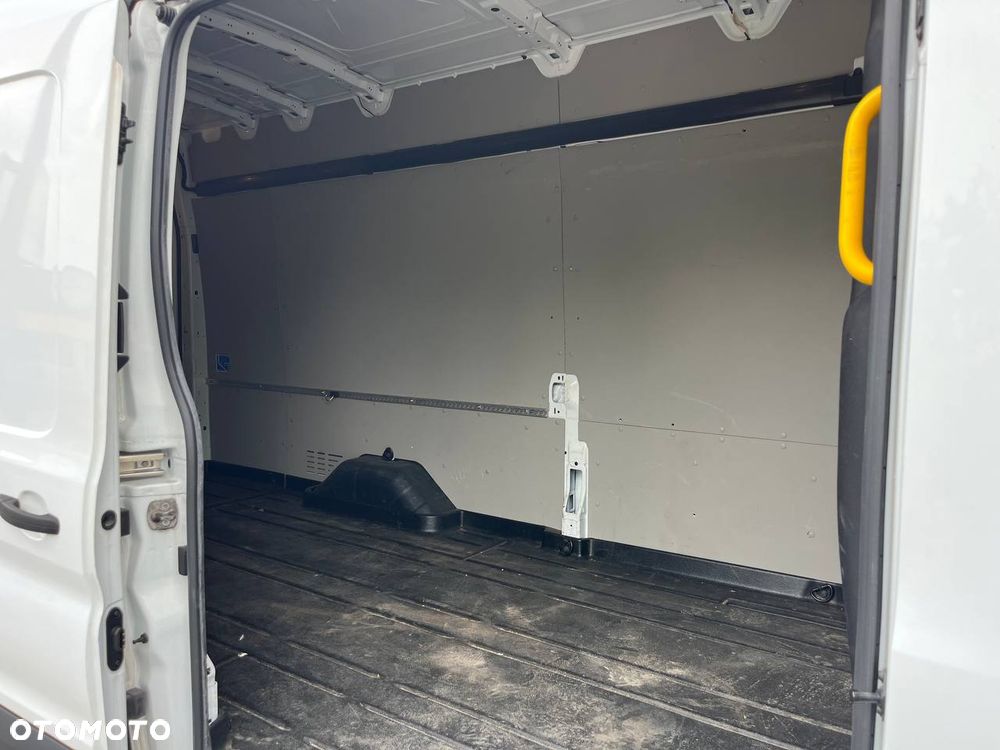 Ford Transit - 6