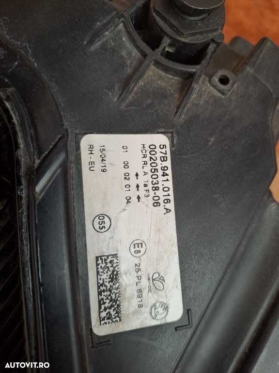 Far dreapta Skoda Karoq halogen original Europa cod57B941016A - 2