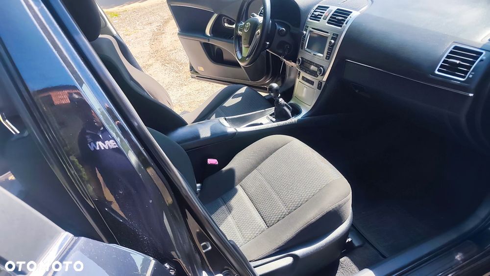 Toyota Avensis 2.0 D-4D PowerBoost Active - 31