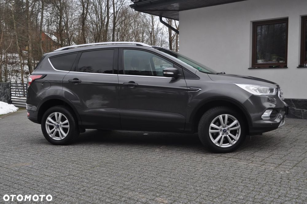 Ford Kuga 1.5 EcoBoost 2x4 Cool & Connect - 4
