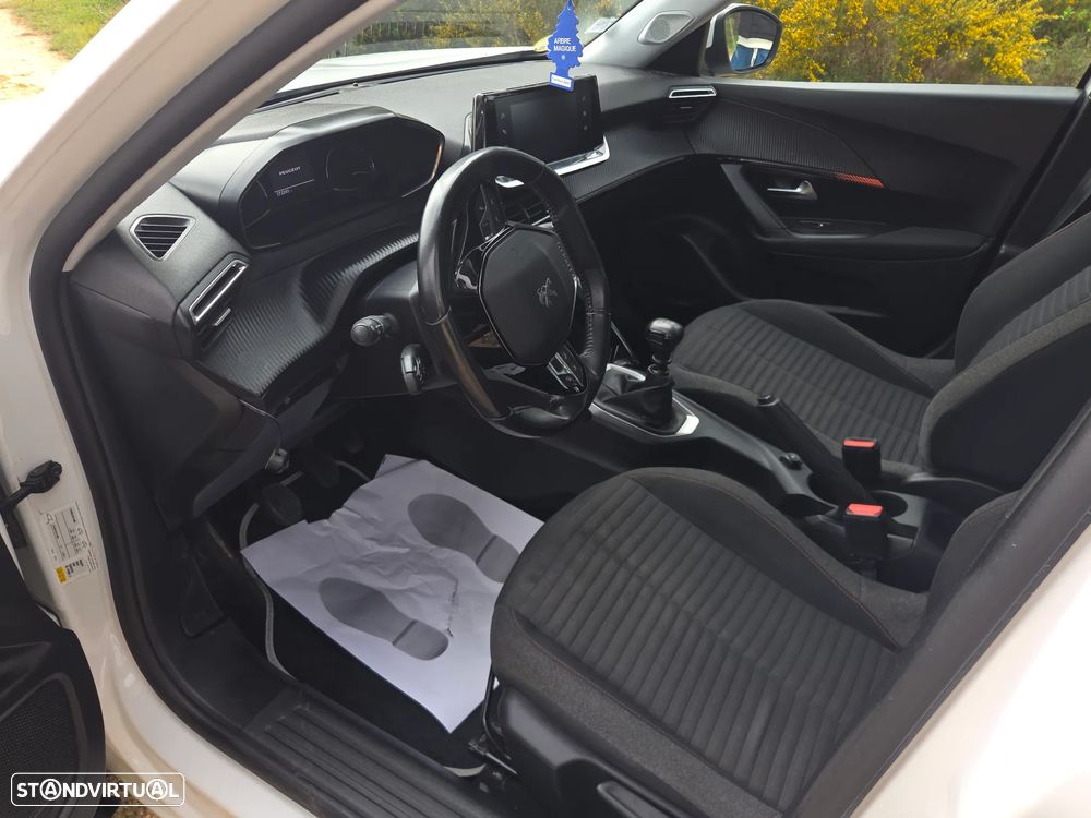 Peugeot 2008 1.5 BlueHDi Allure - 22