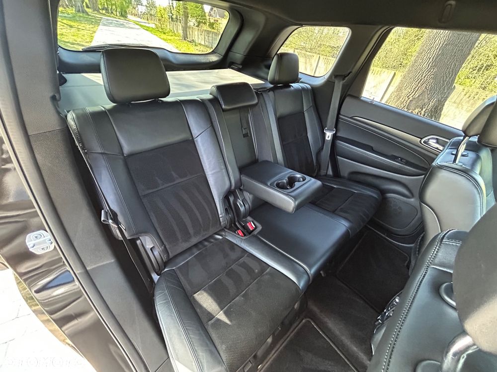 Jeep Grand Cherokee - 12