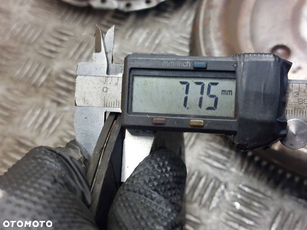 KOŁO DWUMASOWE + TARCZA + DOCISK + ŁOŻYSKO AUDI A3 8P 2.0 TDI QUATTRO - 10