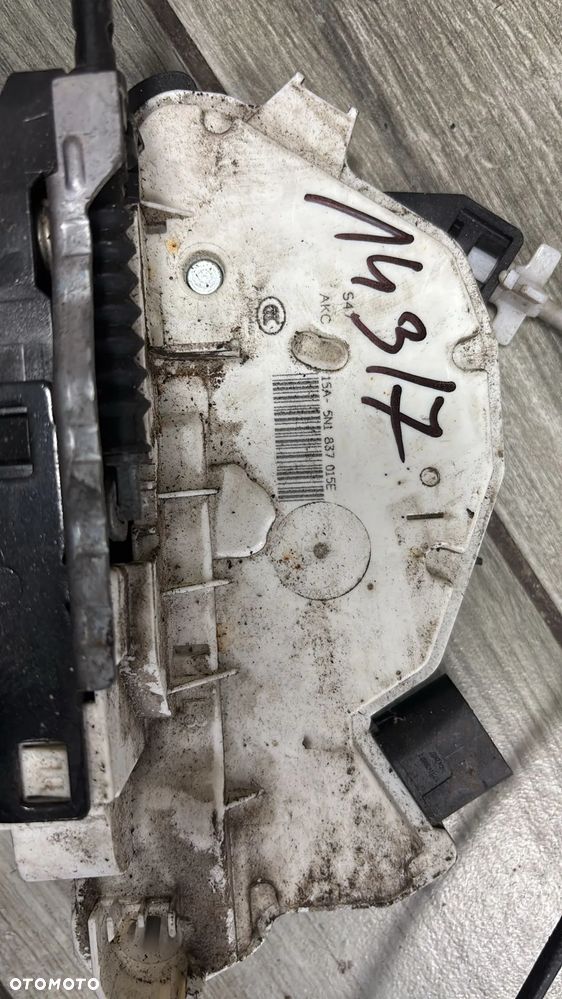 zamek drzwi lewy przód  vw Skoda Audi Seat Ibiza IV 5D LIFT 5N1837015E    6J0839016A      (143/6)(143/7) - 4