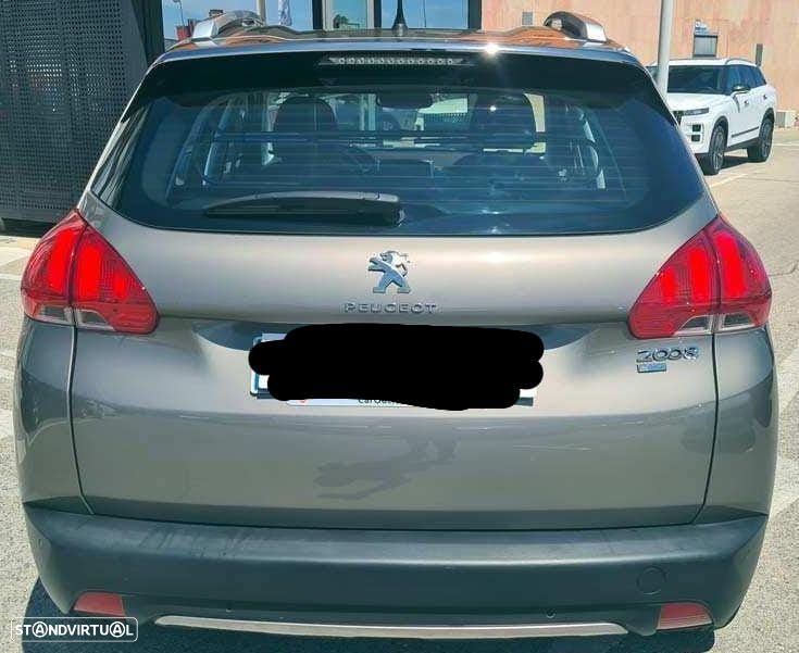 Peugeot 2008 - 6