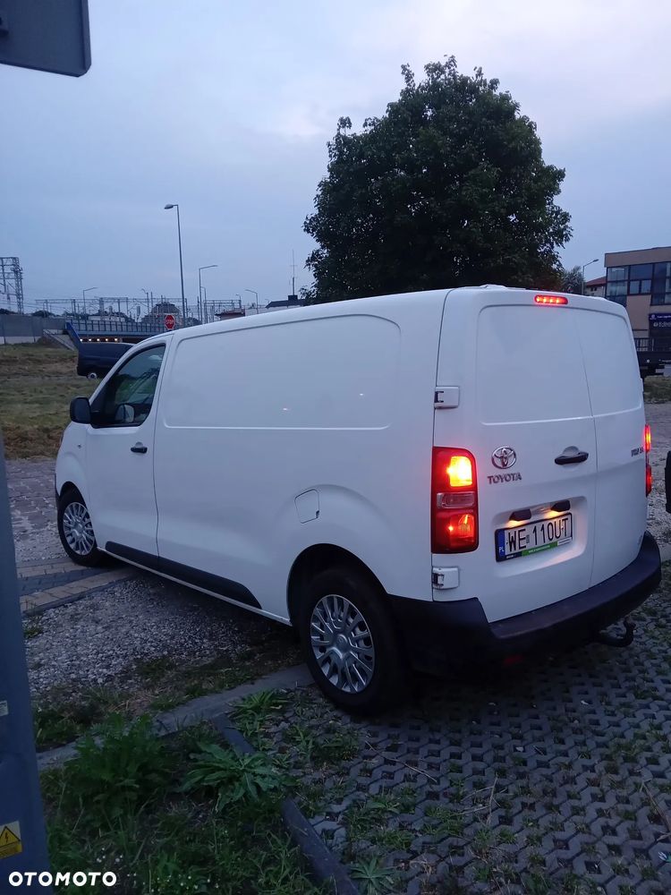 Toyota proace - 4