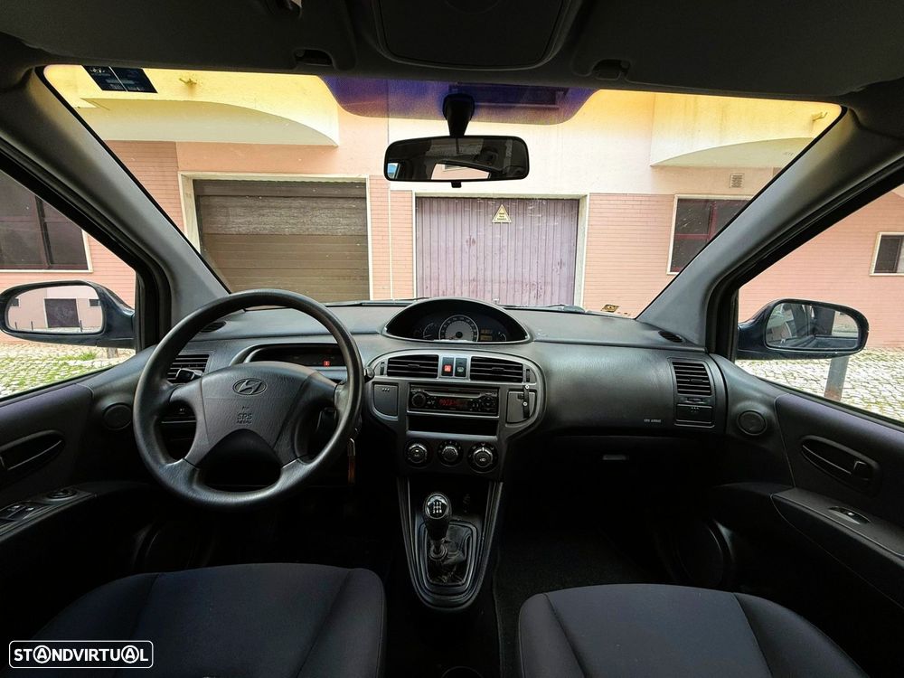 Hyundai Matrix 1.5 CRDi GLS Plus - 15