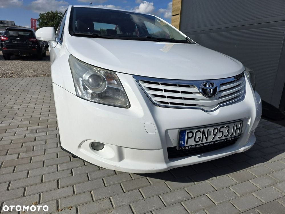 Toyota Avensis - 7