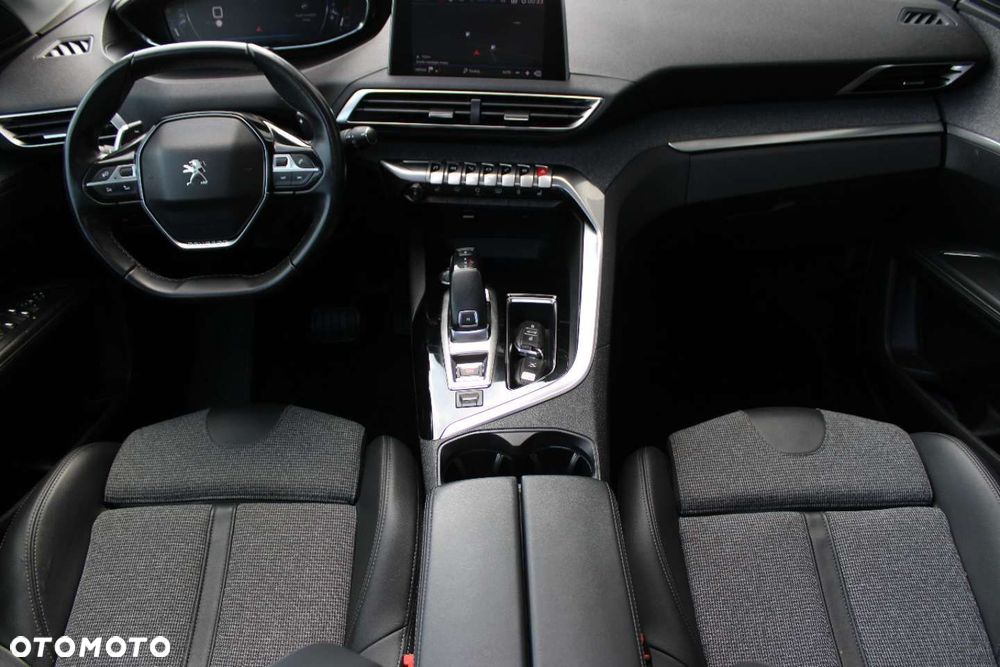 Peugeot 5008 - 31