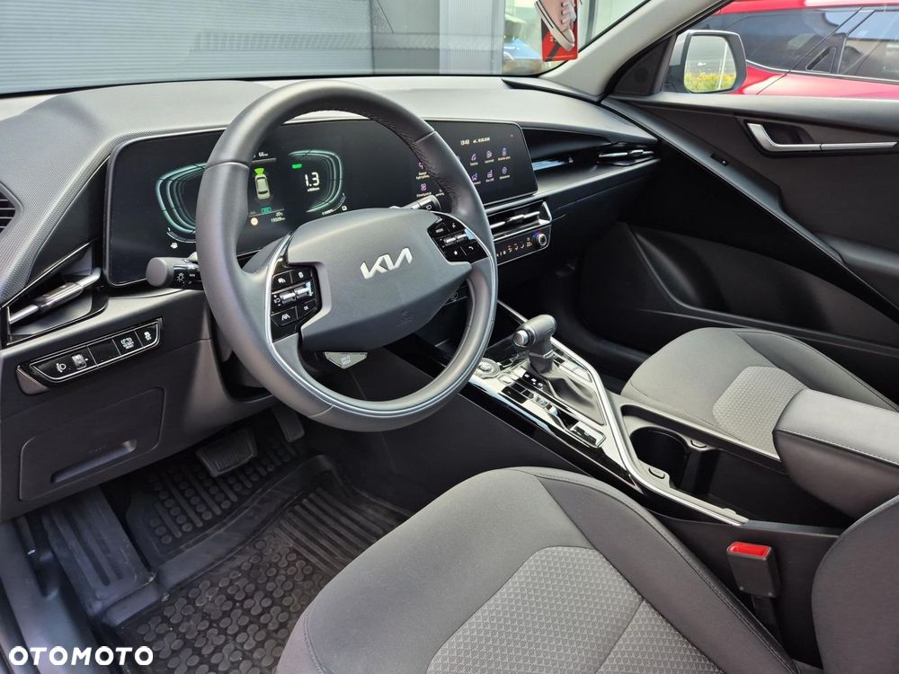 Kia Niro 1.6 GDI Hybrid M - 10