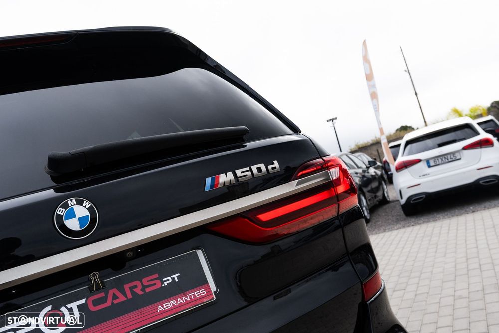 BMW X7 M50d - 11