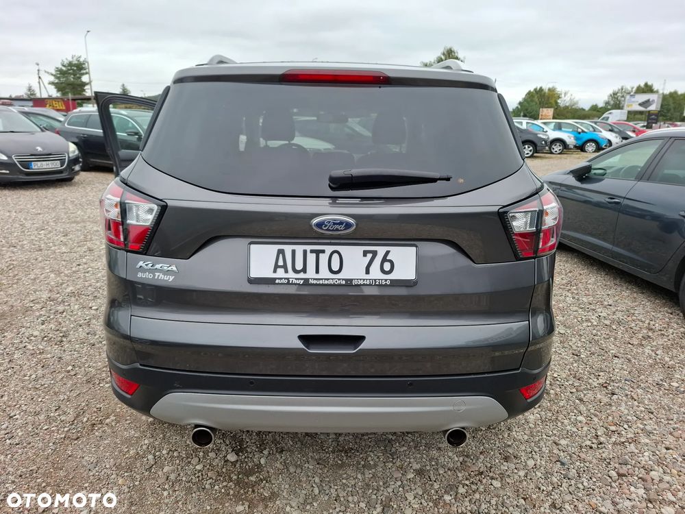 Ford Kuga 1.5 EcoBoost 2x4 Titanium - 13