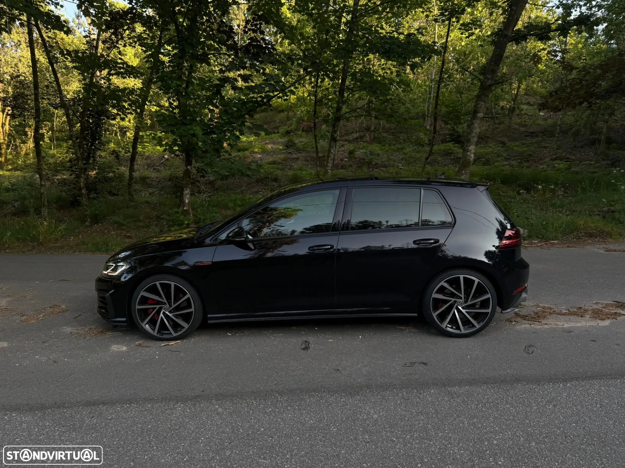 VW Golf 2.0 TSI GTI DSG - 19